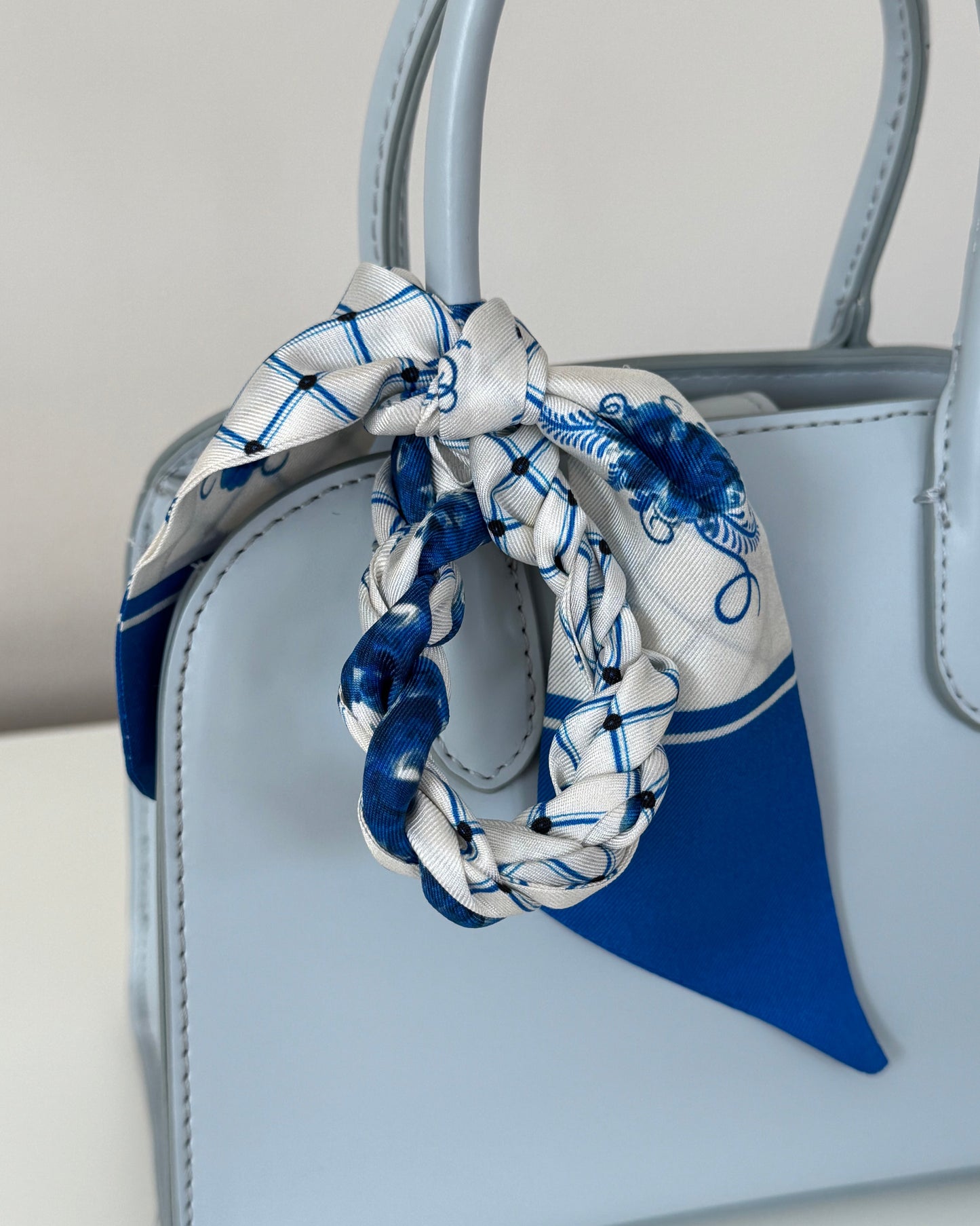 Silk Twill Set “Fragments of Blue”
