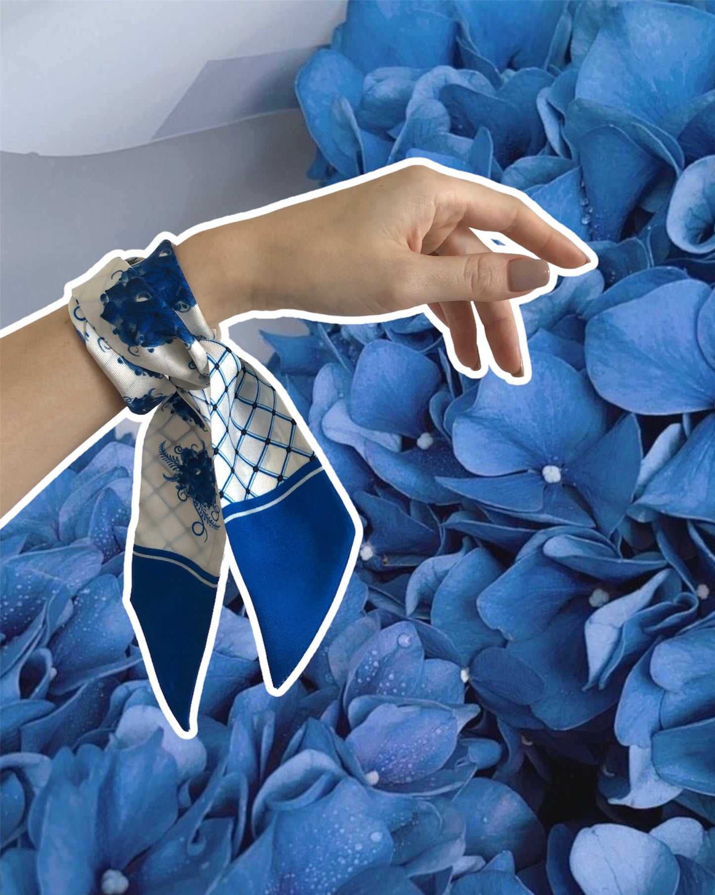 Silk Twill Scarf "Bouquet"